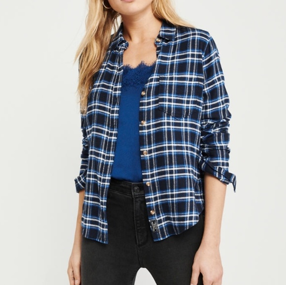 💙🖤🤍Abercrombie Plaid Shirt - Picture 2 of 5